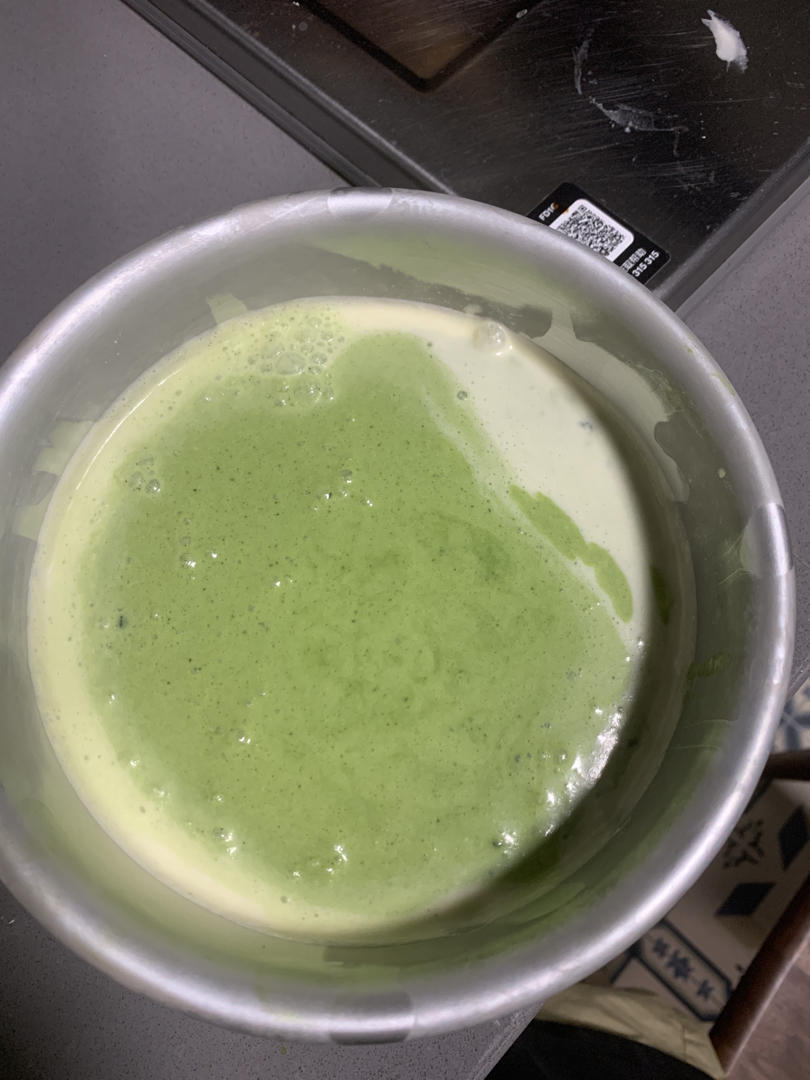 渐变抹茶慕斯蛋糕：我Amanda带着既美又作的抹茶甜点又来了！【曼食慢语】