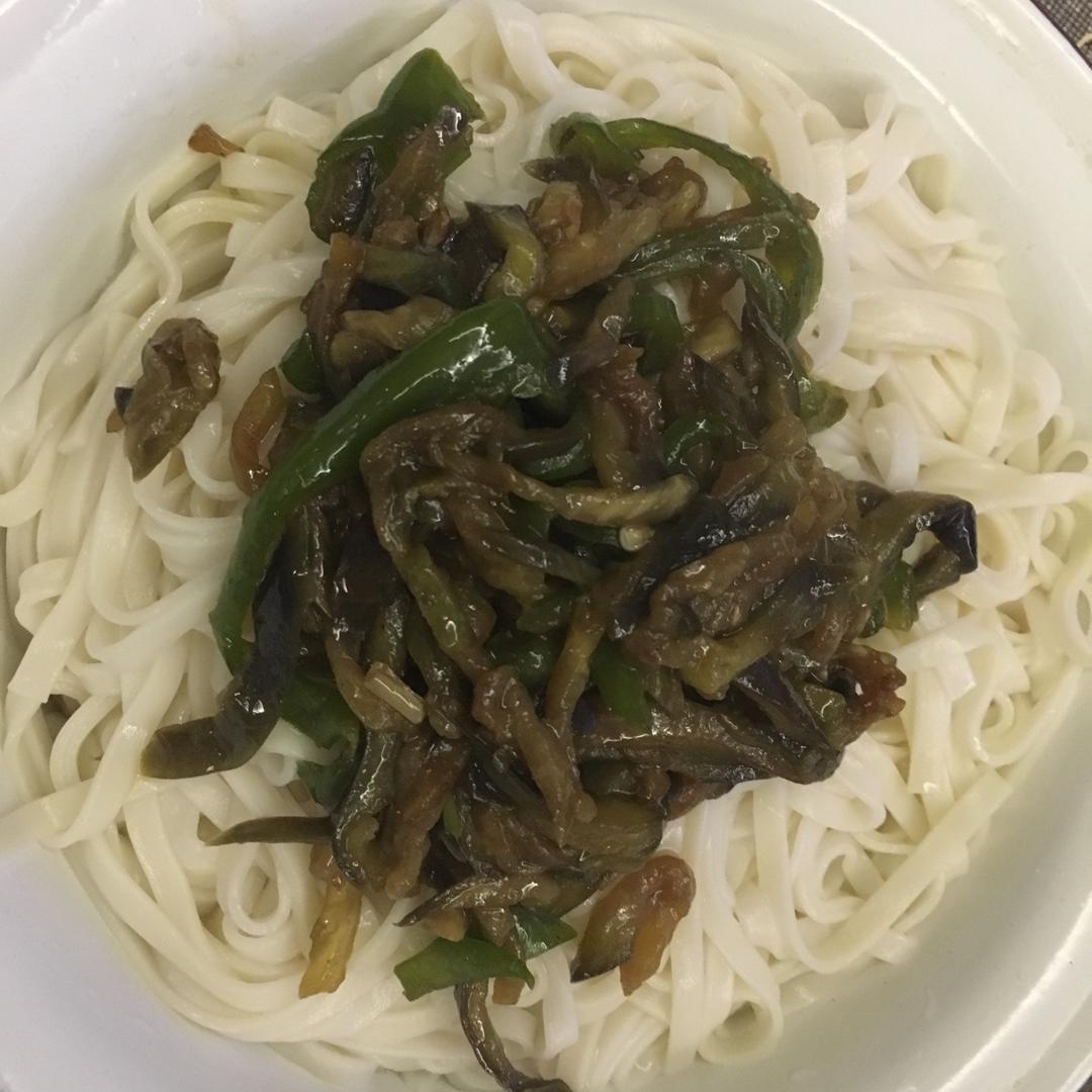 茄子青椒打卤面