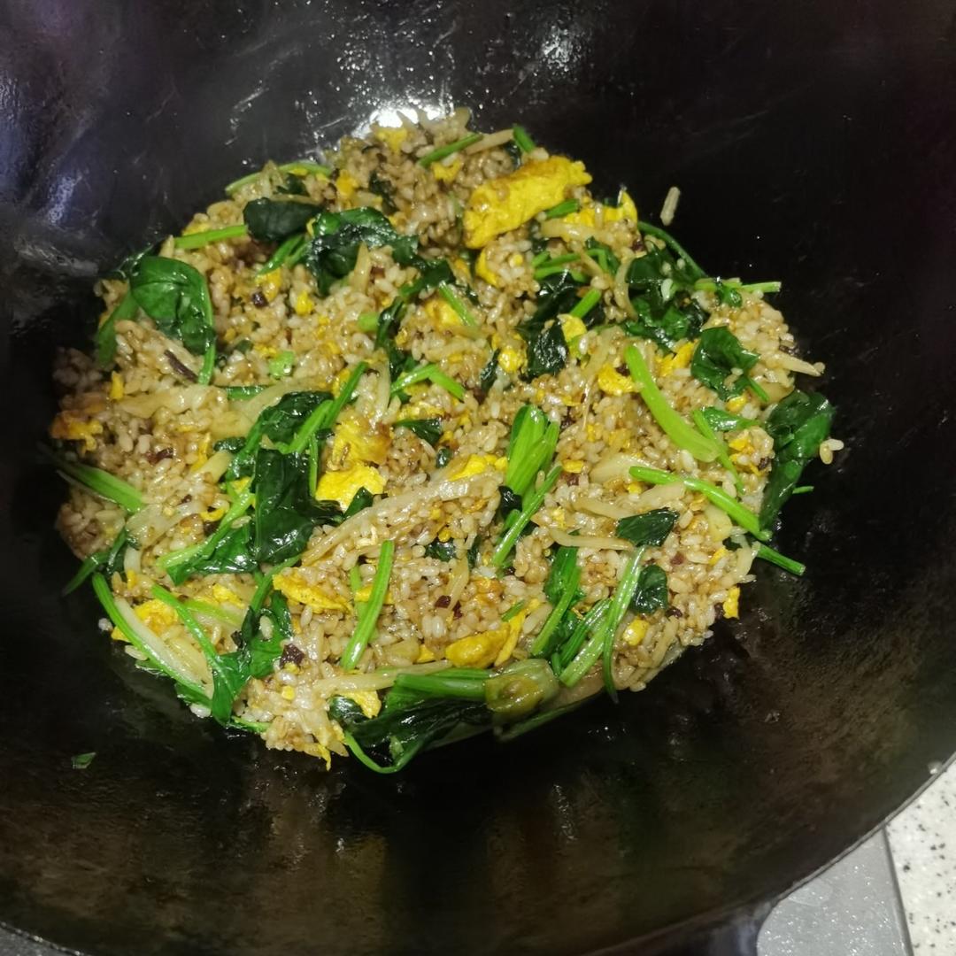 腊肠炒饭