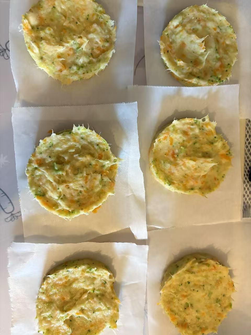时蔬鳕鱼饼