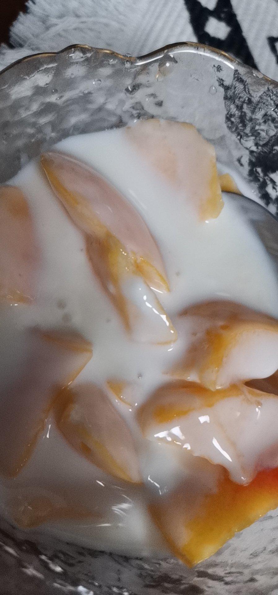 黄桃酸奶