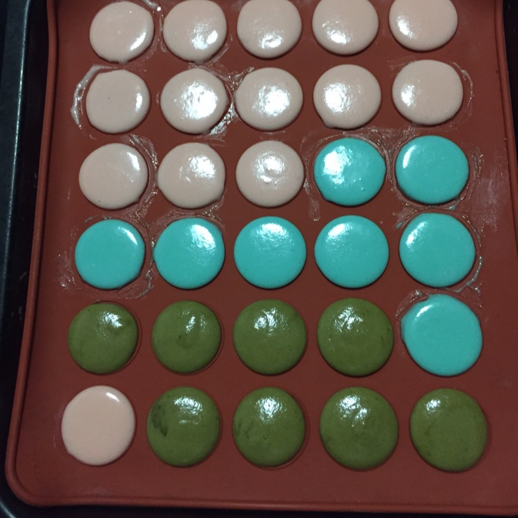 马卡龙(杏仁蛋白糖饼)