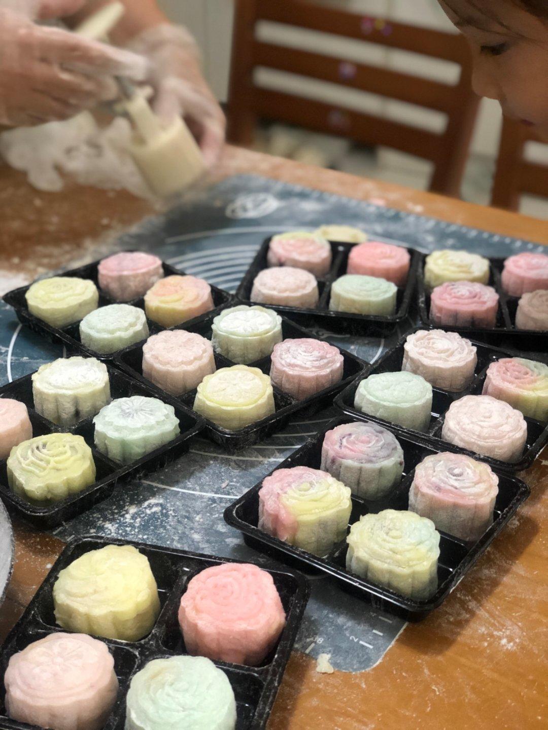 好吃到哭的冰皮月饼（细腻绿豆沙/榴莲）