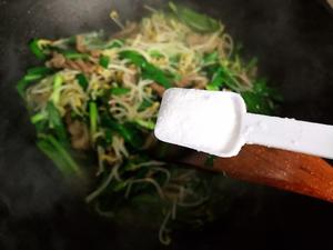 青丝白玉炒牛肉#太阳谷菜谱#的做法 步骤22