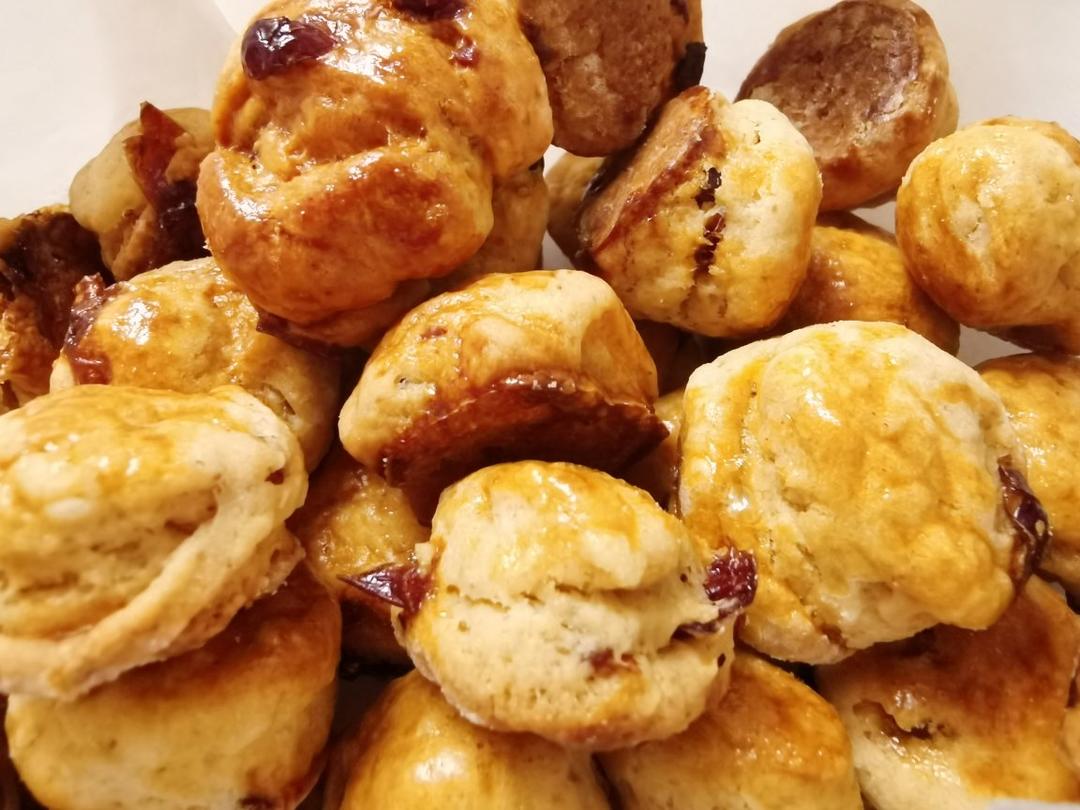 【视频】3分钟 奶油司康Scone(可能是世界上最快手的司康) 消耗淡奶油～