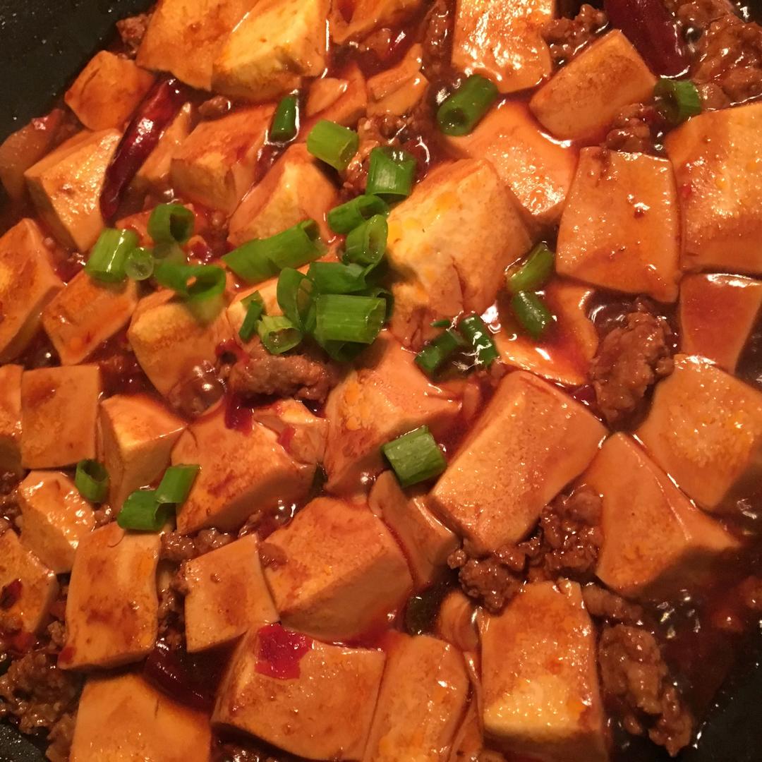 彭小厨做的家常红烧肉末豆腐