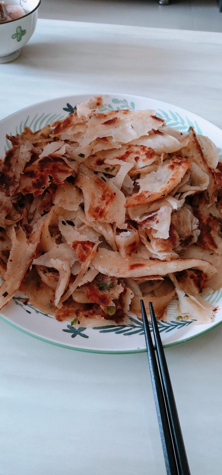 家常葱油饼 柔软多层 凉了也不硬 附细节视频详解
