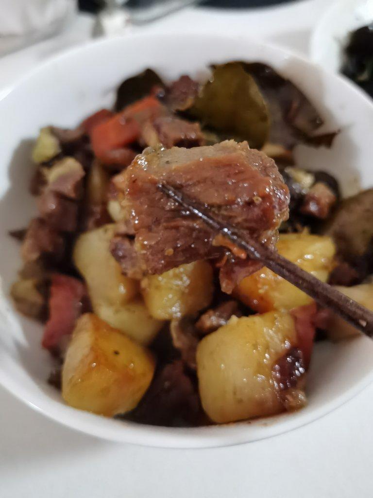 萝卜土豆焖牛腩（好吃到爆炸💥）
