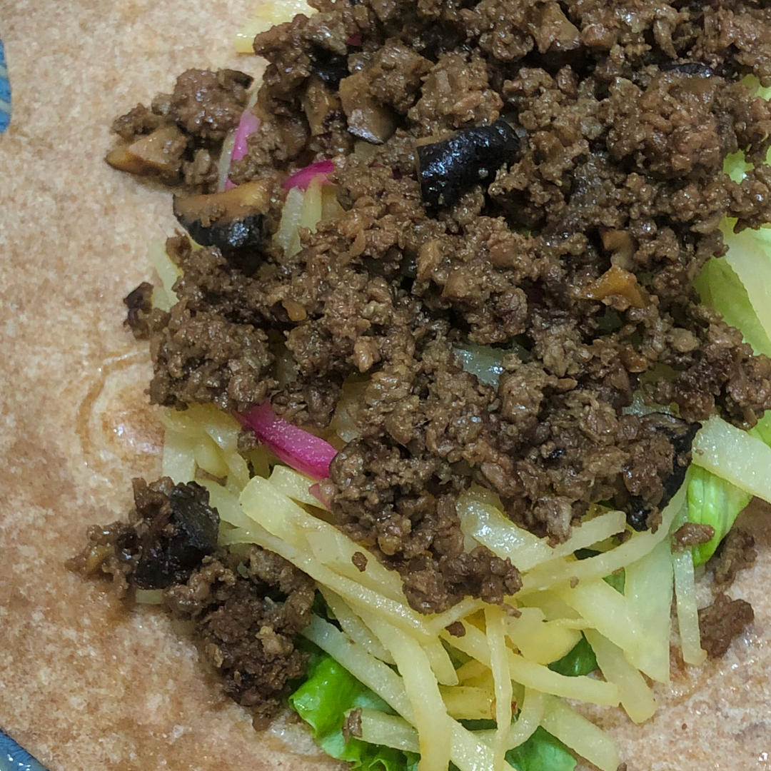 香喷喷的牛肉燥饭
