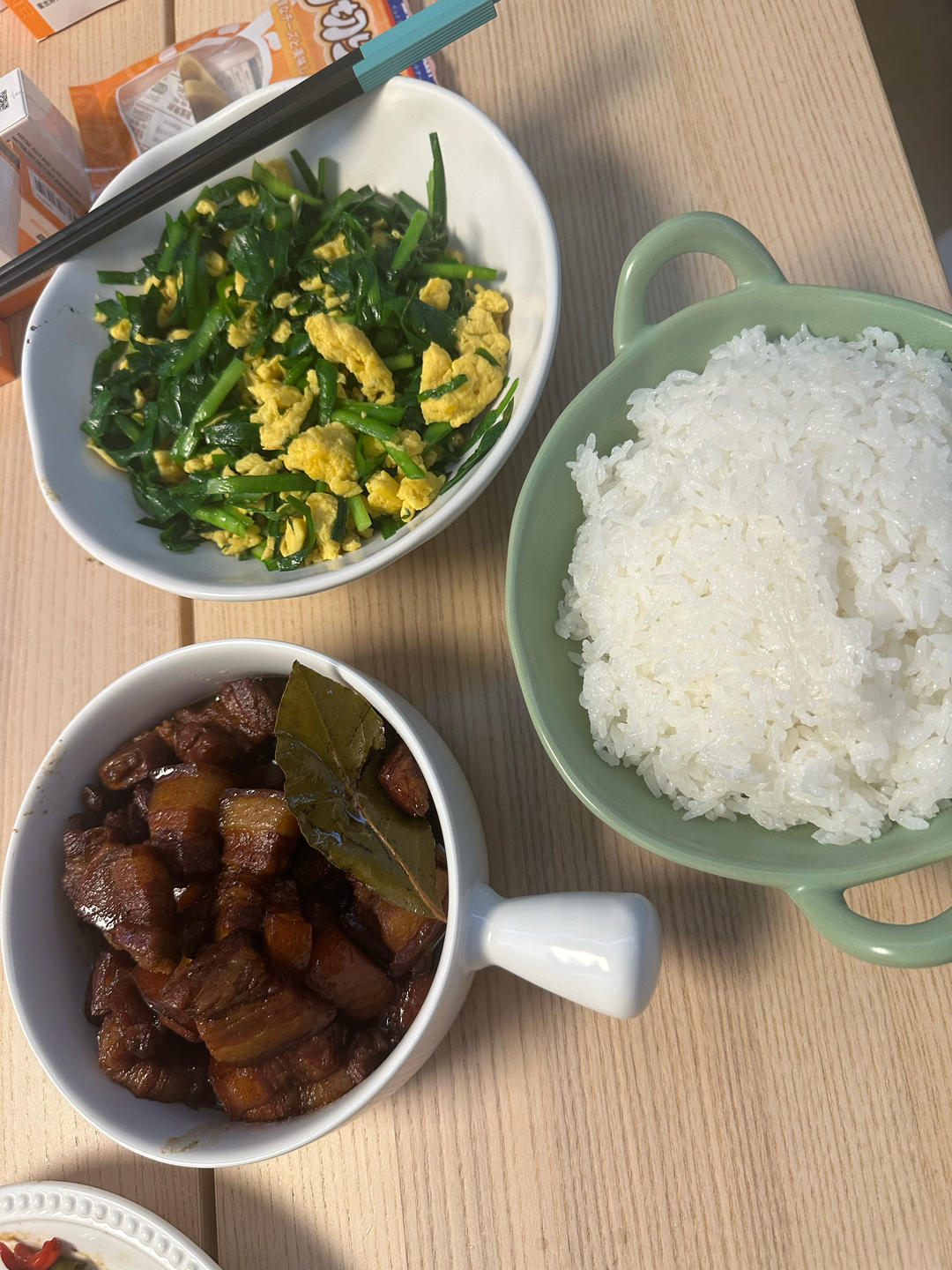 韭菜炒鸡蛋——三分钟快手下饭菜 掌握火候的秘诀
