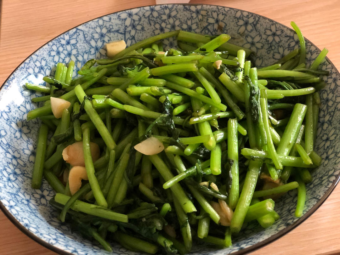 蒜蓉蒿子杆