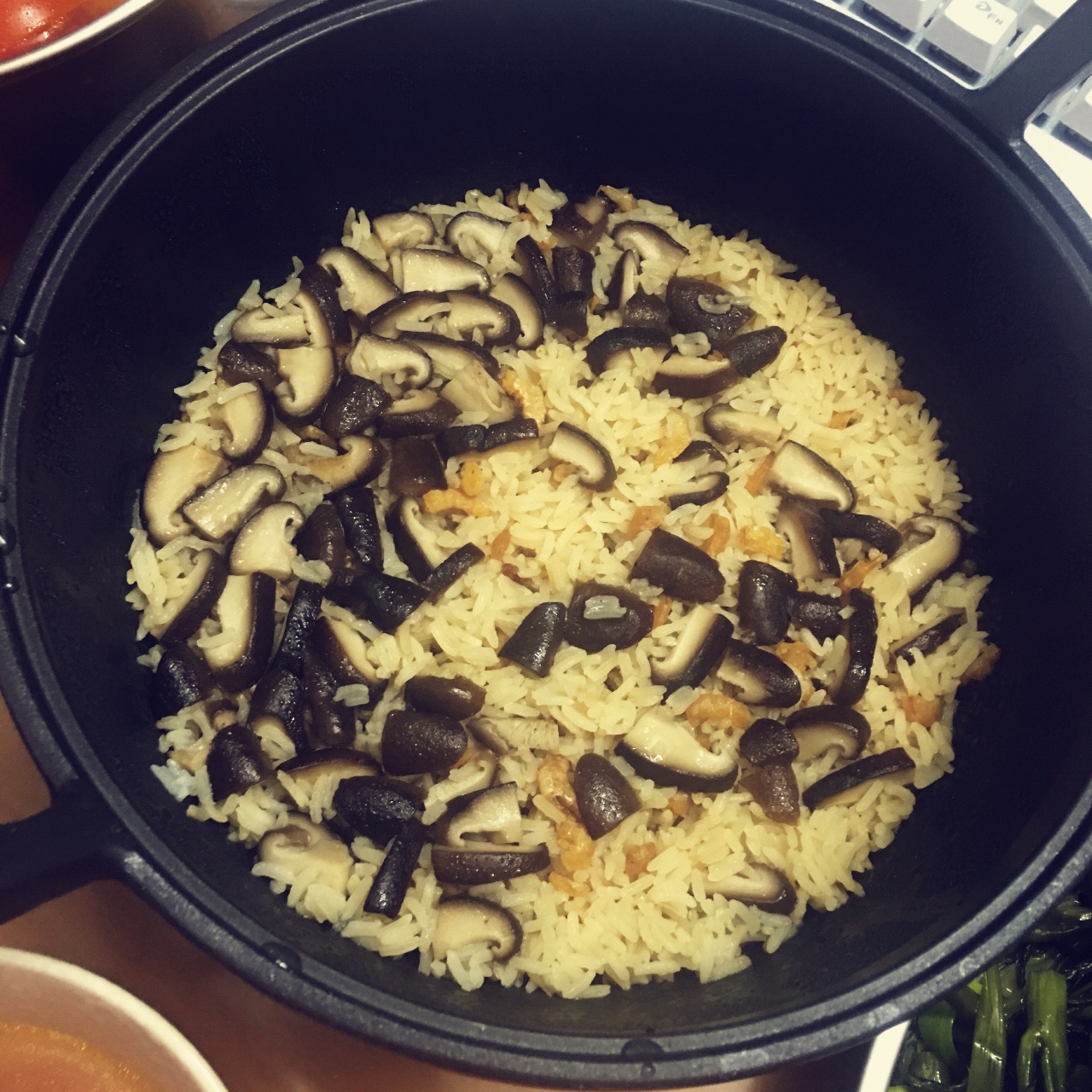 铸铁锅15分钟香菇油饭