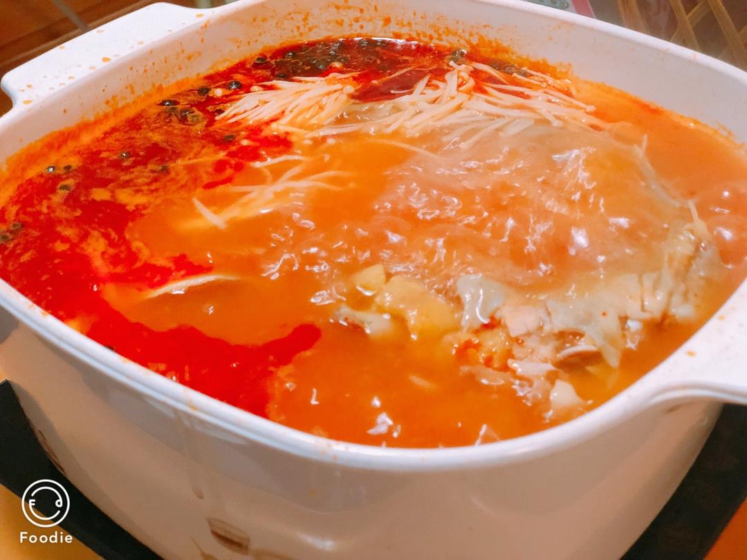 苗家酸汤鱼火锅