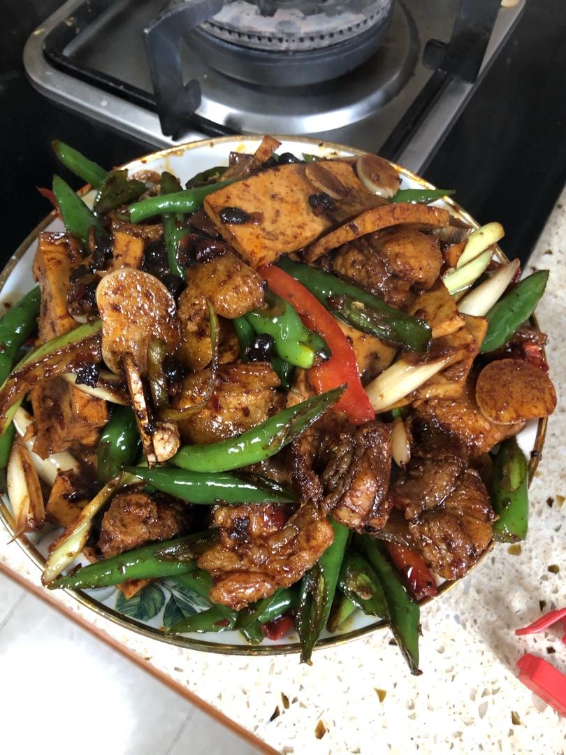 请给我十碗米饭的米饭杀手！辣椒炒肉！（小炒肉）