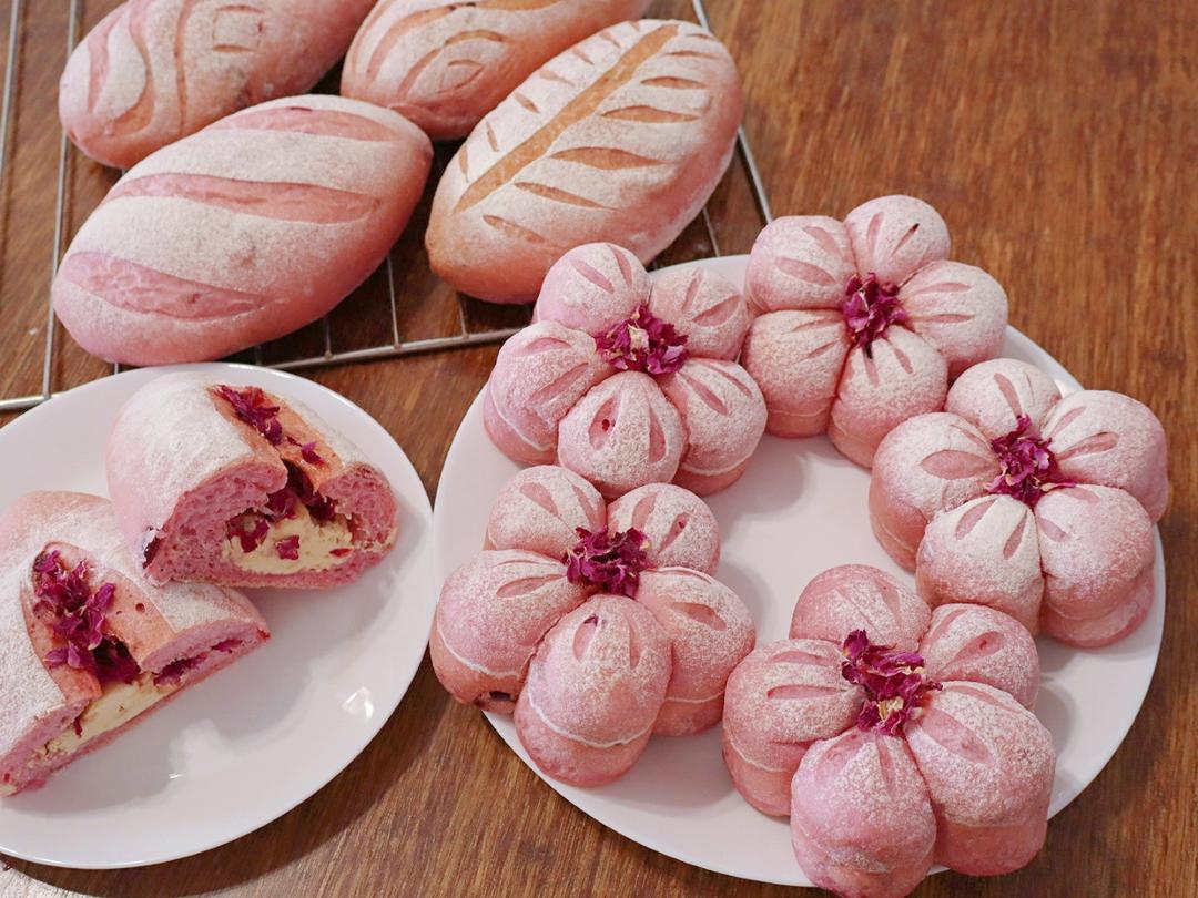 玫瑰奶酪面包