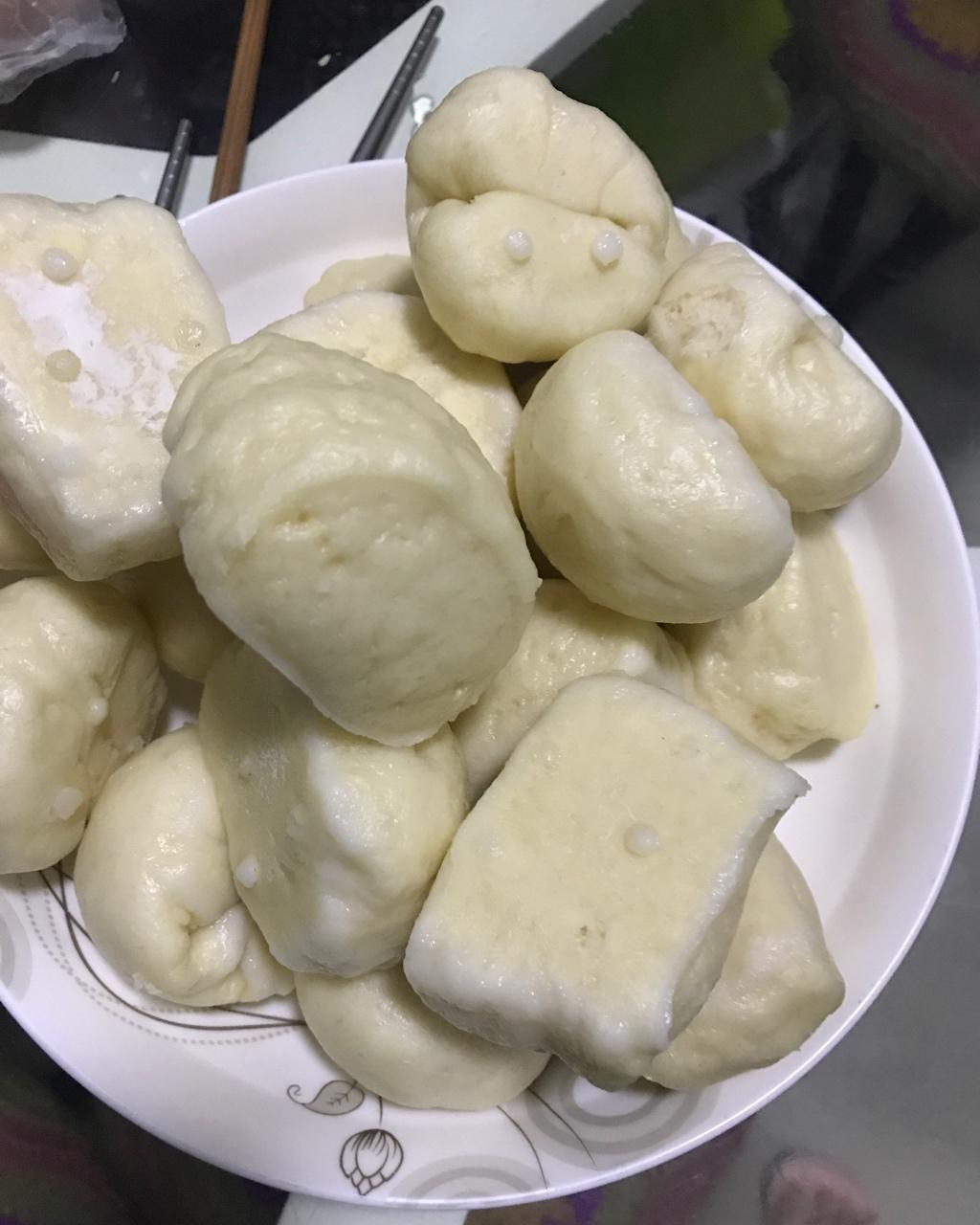 胡小秋做的广式牛奶馒头