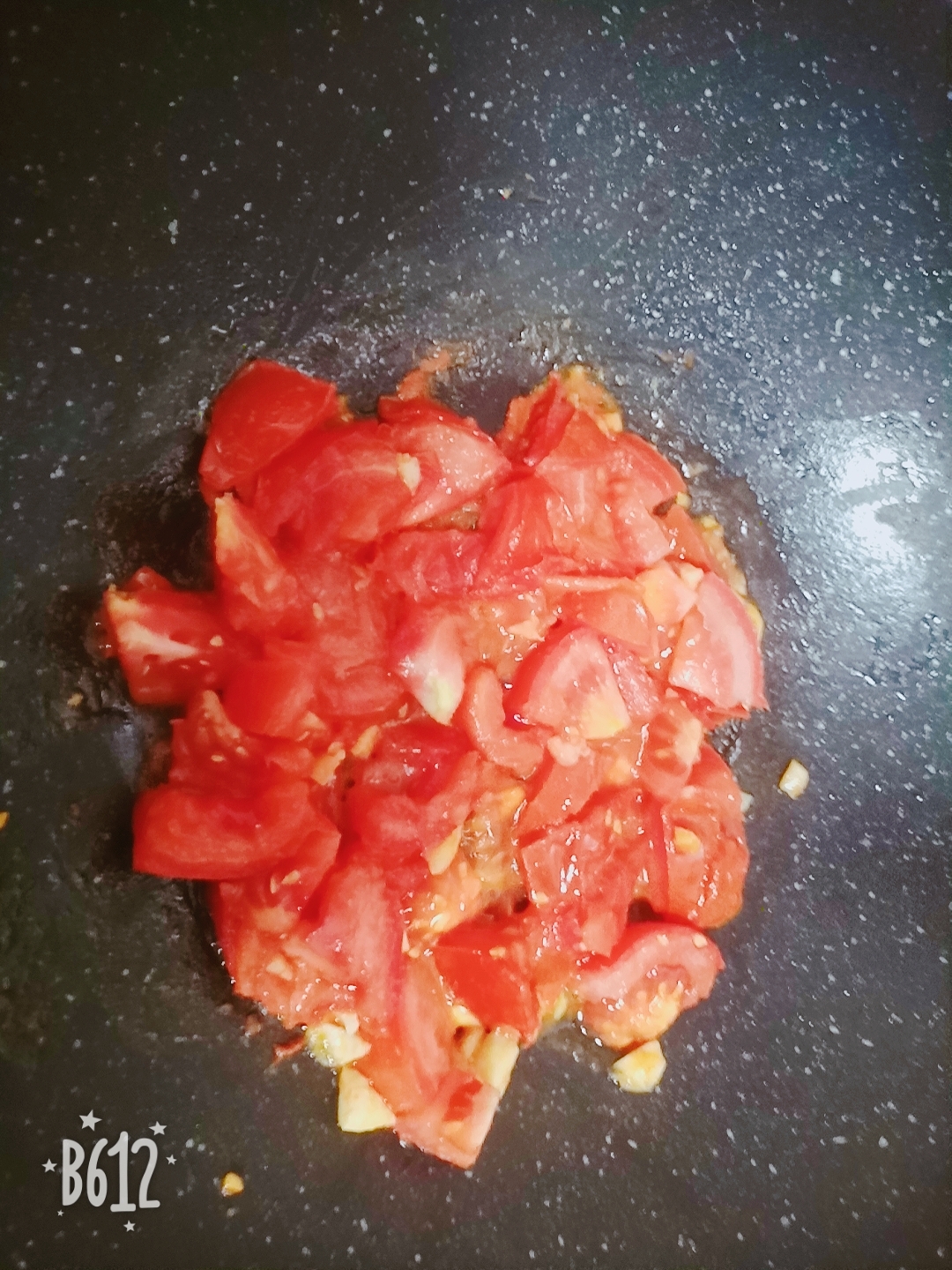 番茄鱼丸豆腐煲（很鲜美）的做法 步骤3