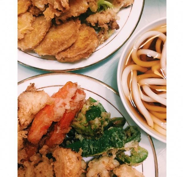 天妇罗乌冬面 (Tempura Udon Noodle Soup)