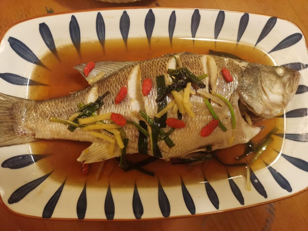 清蒸鲈鱼