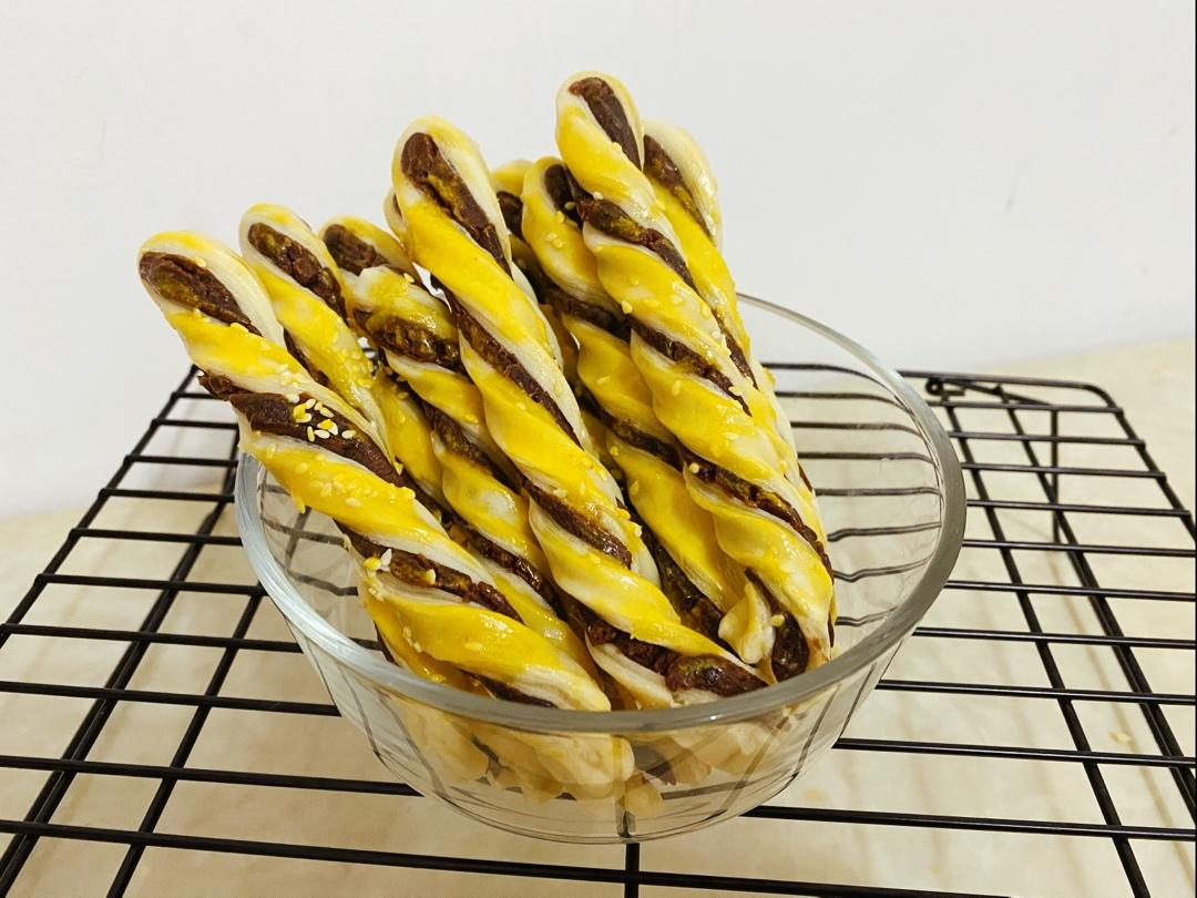 ㊙️酥到掉渣❗️🔥好吃到舔手指的豆沙扭扭酥❗️