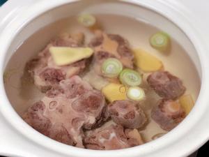 【盒马厨房】韩式牛尾汤的做法 步骤3