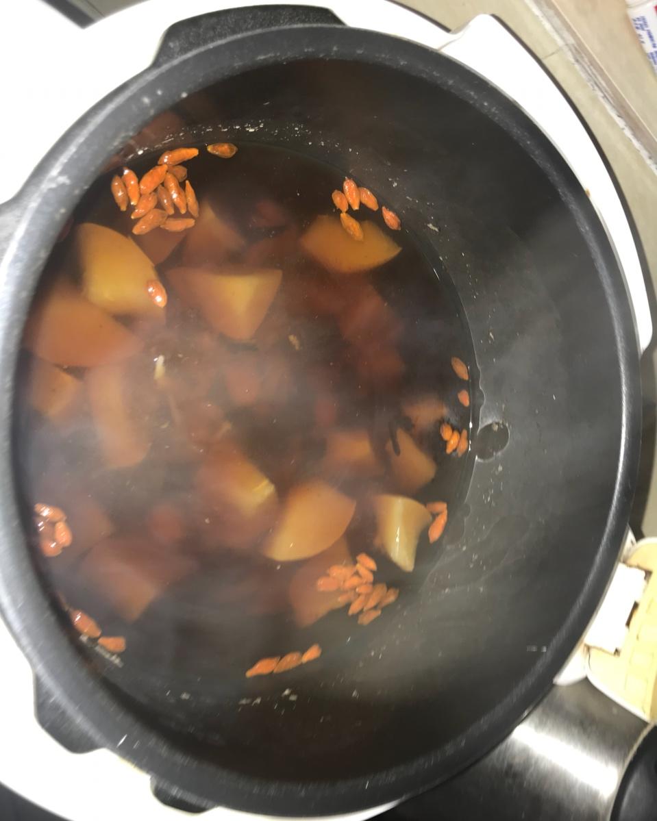 止咳润喉梨汤