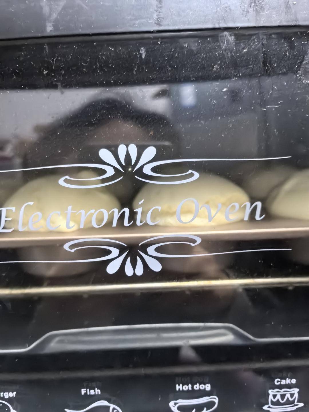 新手必成8寸生日蛋糕（详细多图干货经验分享，解决戚风蛋糕塌陷，奶油饰面涂不好，烤箱温度不好掌握等各种问题）