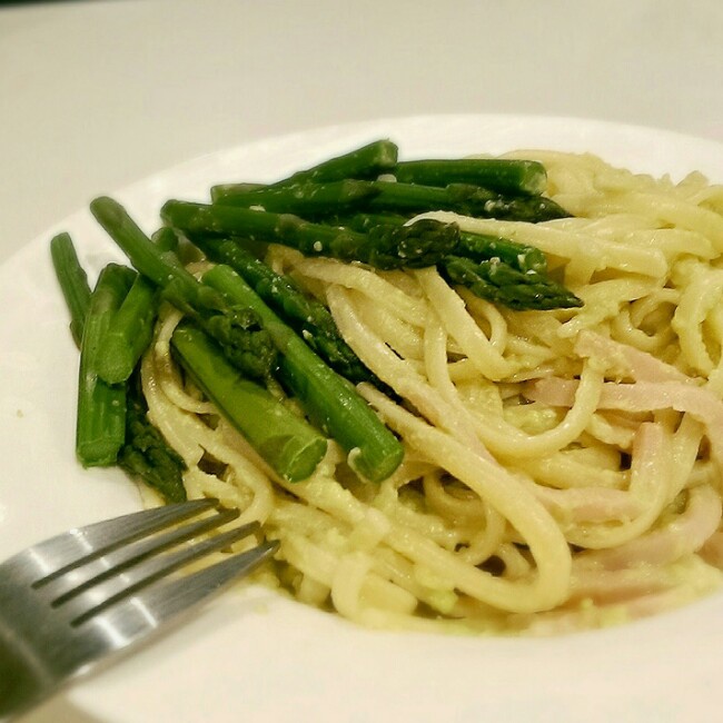 牛油果芦笋意面（Spaghetti with Avocado and Asparagus）