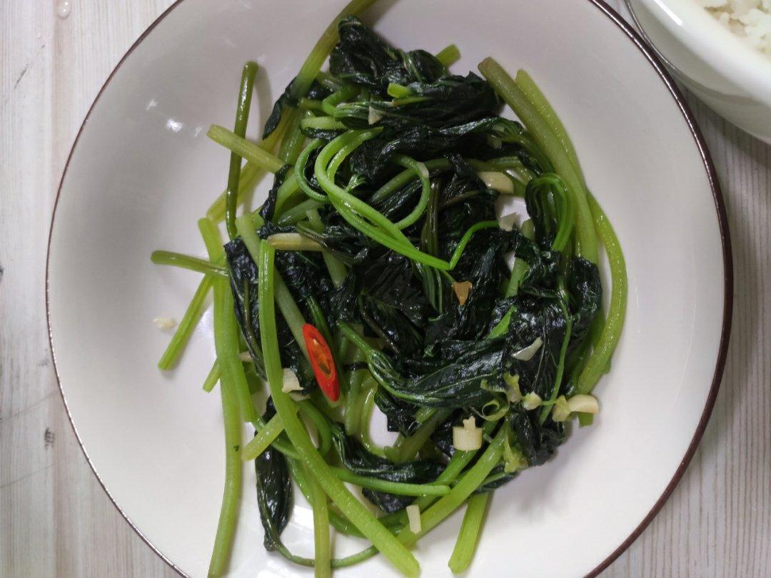 清炒番薯叶