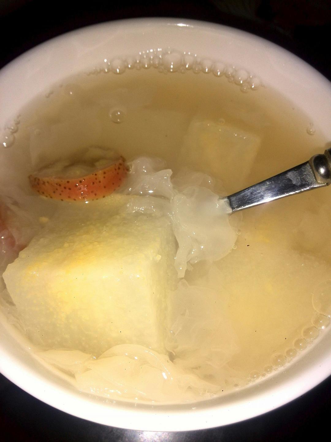 冰糖山楂雪梨的做法