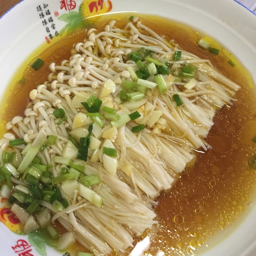 蒜蓉蒸金针菇