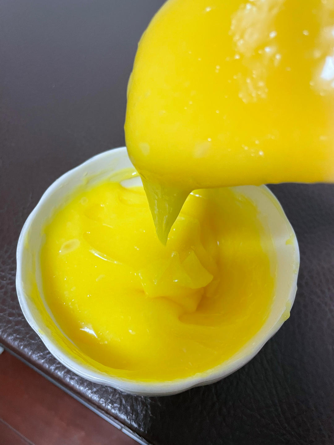 实现沙拉酱自由—自制美乃滋蛋黄酱方便简单