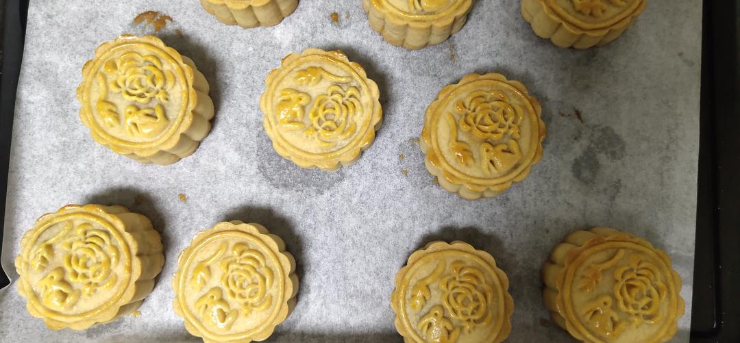 广式蛋黄莲蓉月饼🥮含50g~125g饼皮馅料比例🥮