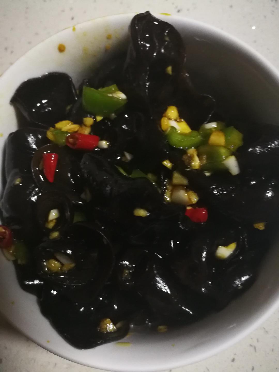 凉拌黑木耳
