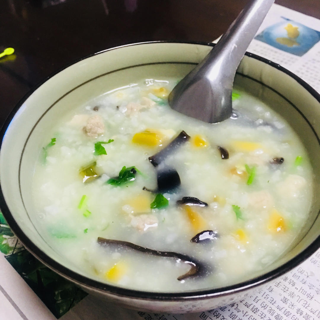 十五分钟快手之香滑皮蛋瘦肉粥(附五分钟电饭煲电压力锅更快捷方法)