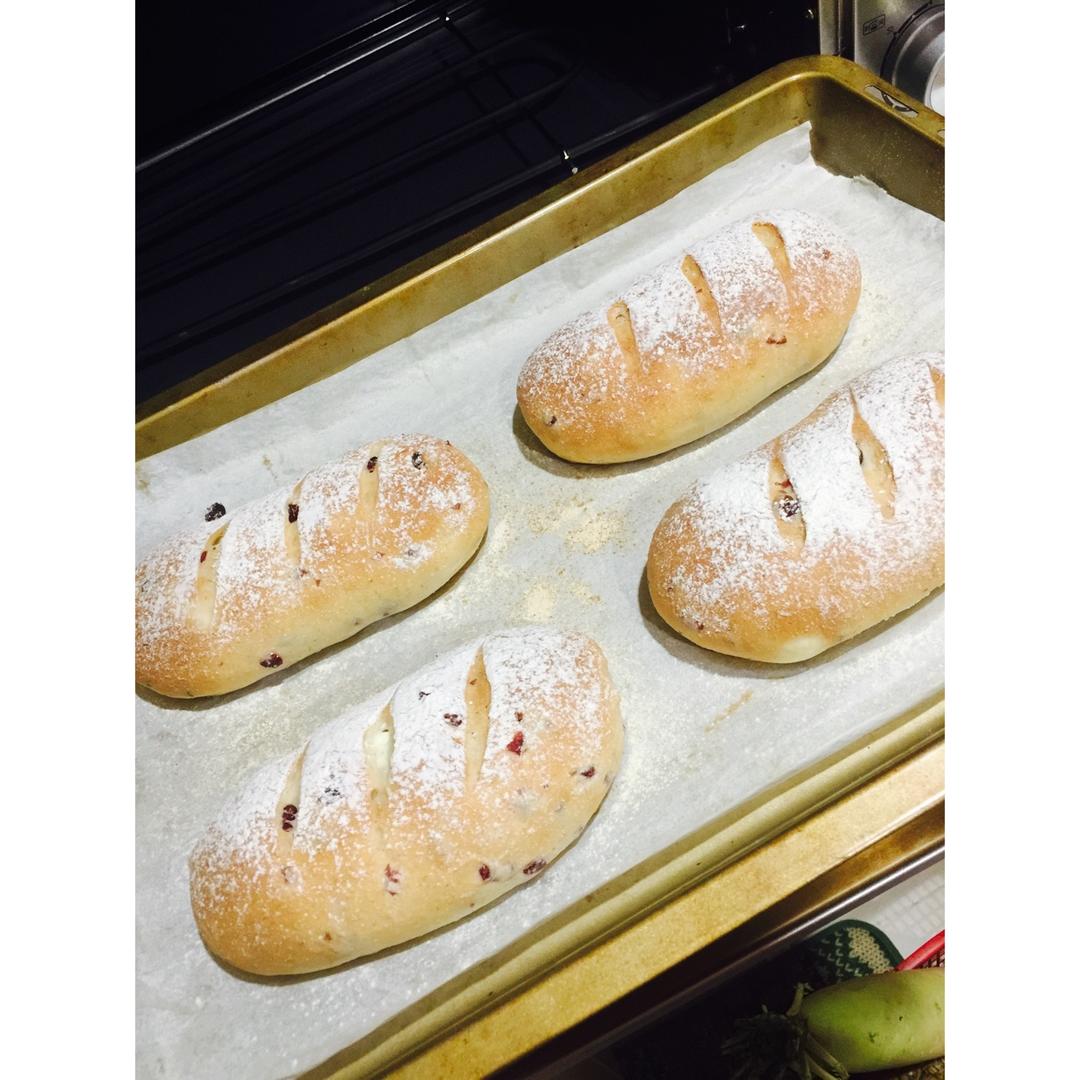 面包店里的常客——蔓越莓奶酪软欧