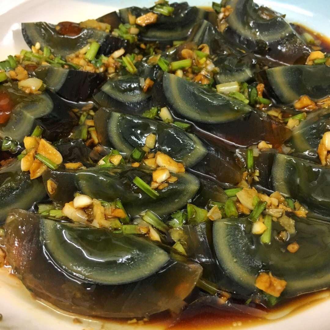 凉拌皮蛋
