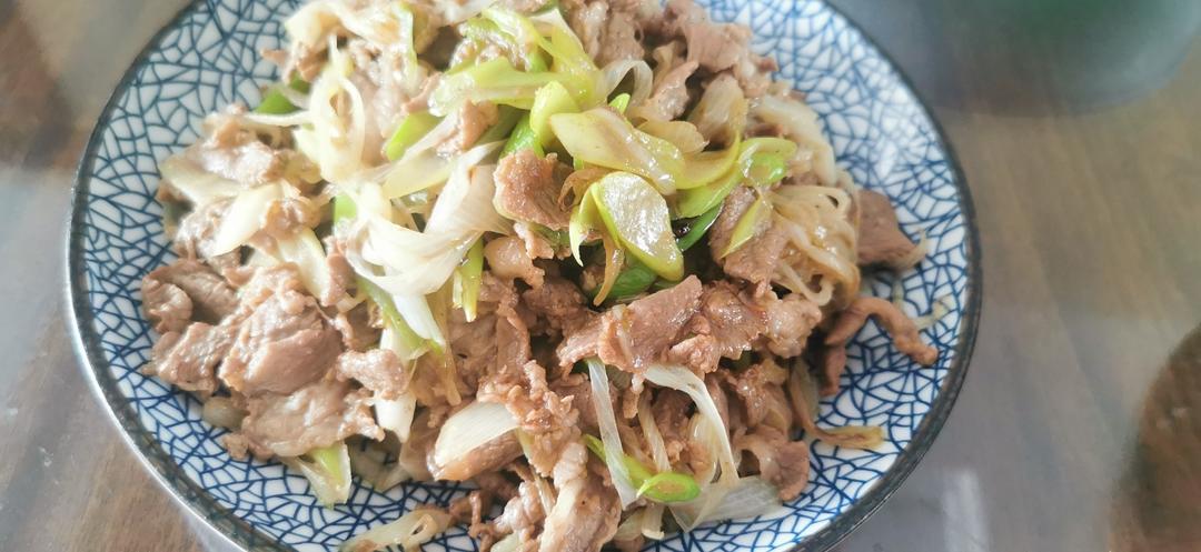 炒了20多年的葱爆羊肉