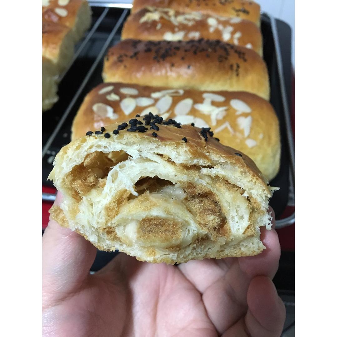 超好吃的肉松面包