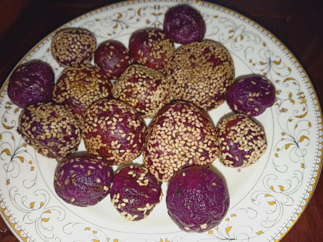 紫薯馅麻团