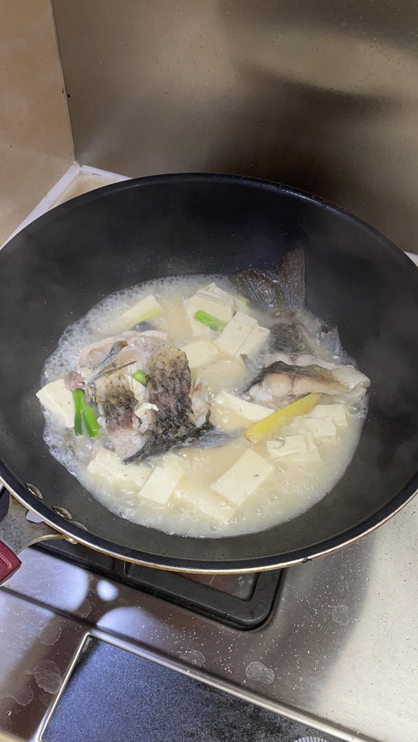 豆腐鲫鱼汤