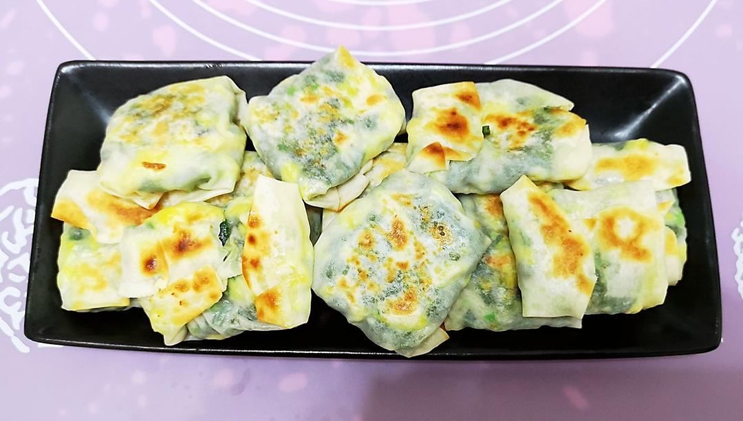 皮薄馅多的韭菜盒子