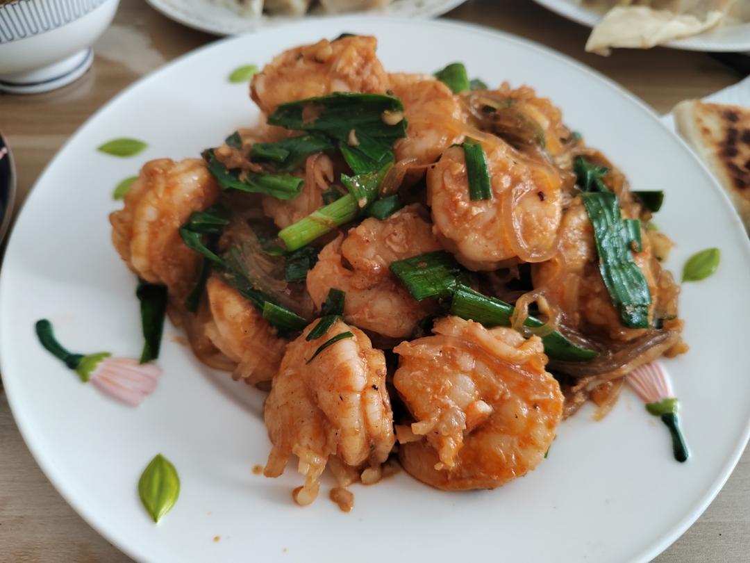 年夜饭就要来一锅｜蒜蓉虾仁粉丝煲