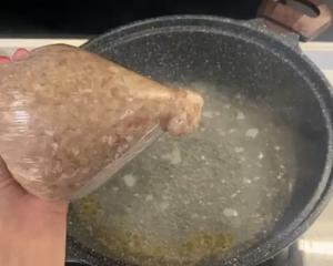 小白菜汆羊肉丸子汤的做法 步骤5