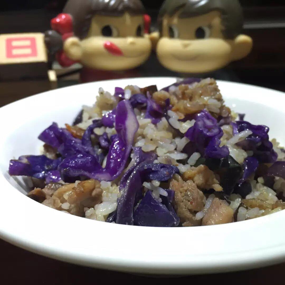 甘蓝鸡肉炒饭