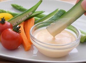 蔬菜棒沙拉(野菜スティックサラダ)的做法