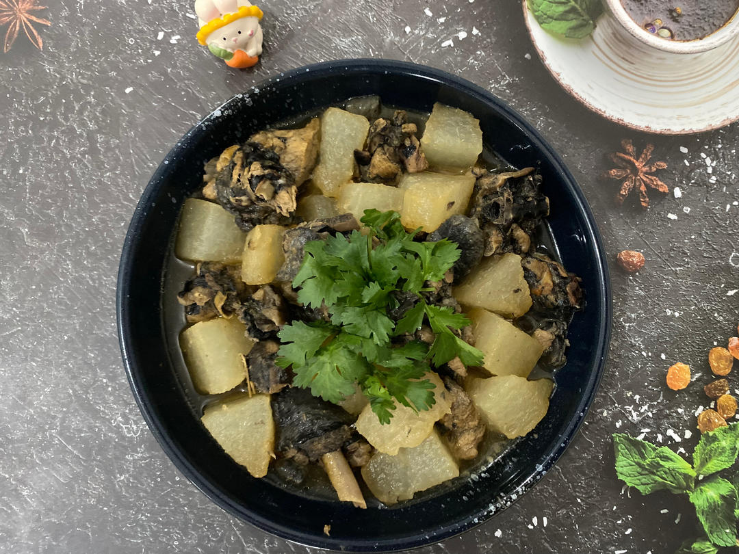 冬瓜炖乌鸡的做法