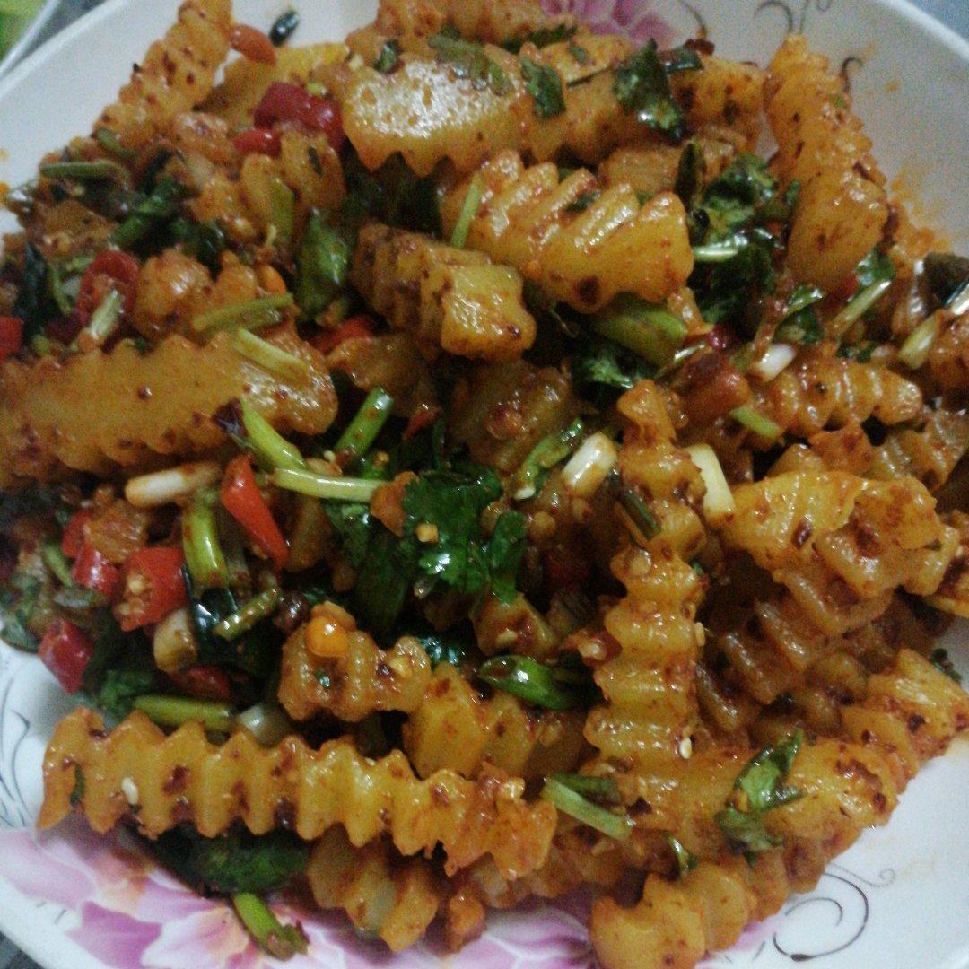 好吃到女朋友再也不会点外卖的天蚕土豆（狼牙土豆也是它）