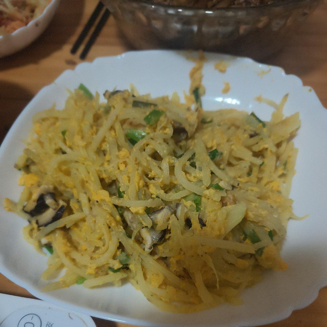 土豆丝炒鸡蛋