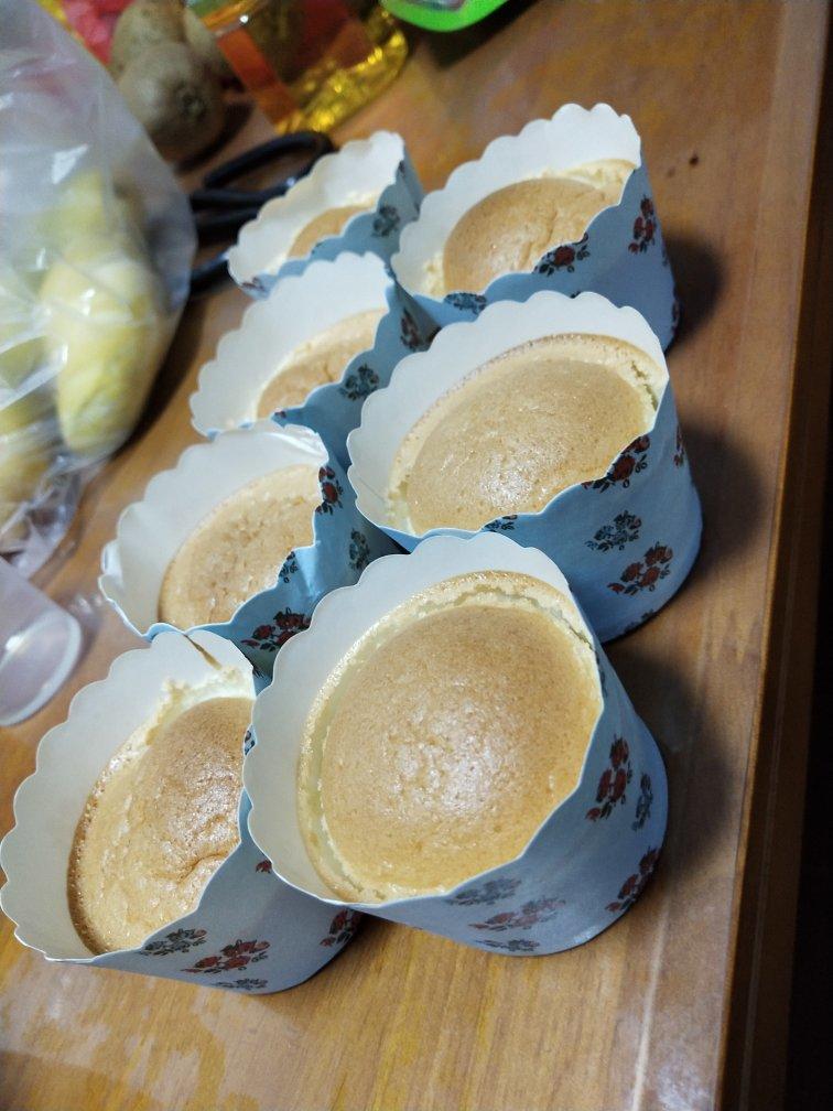 软绵绵的纸杯蛋糕